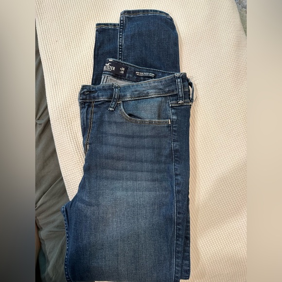 Hollister jeans size 30/30 high rise super skinny - Picture 2 of 3